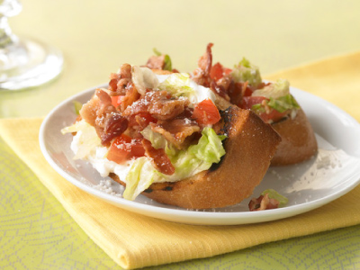 Finished image of BLT Bruschetta